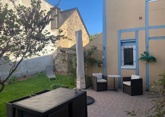 Chez Isa Privatunterkunft Le Mans